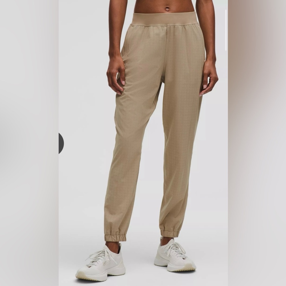 Lululemon Women’s Adapted State Perforated High-Rise Jogger Size 10 | Sheer Oak